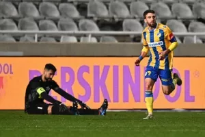 ΑΠΟΕΛ - Άρης: Νικητής το θέαμα... γαλαζοκίτρινη η πρόκριση! (φώτος)