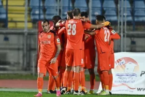 Διπλό η… άνετη Καρμιώτισσα (φώτος)