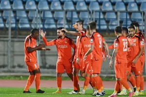 Διπλό η… άνετη Καρμιώτισσα (φώτος)