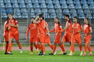 Διπλό η… άνετη Καρμιώτισσα (φώτος)