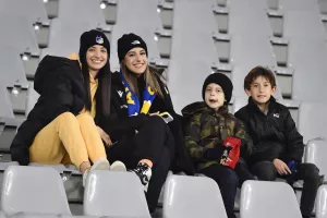 ΑΕΛ - ΑΠΟΕΛ: Οι λίγοι στο... γήπεδο (Φωτορεπορτάζ)