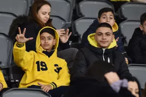 Βίντεο kerkida/Δεν... είχε Θύρα 3, είχε όμως κάτι άλλο και το χάρηκαν!