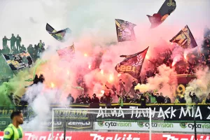 (ΦΩΤΟΡΕΠΟΡΤΑΖ) Ο κόσμος στο ΑΕΚ - ΑΠΟΕΛ 