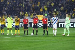 ΑΕΛ - Απόλλων: Το πρώτο ιστορικό βάφτηκε κίτρινο στα πέναλτι! (φώτος)