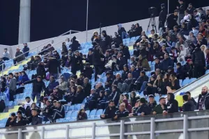 ΕΝΠ - Ομόνοια: Καλή Χρονιά... με "Κάκου" και Καρίμ! (φώτος)