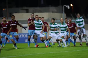 ΕΝΠ - Ομόνοια: Καλή Χρονιά... με "Κάκου" και Καρίμ! (φώτος)