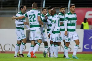 ΕΝΠ - Ομόνοια: Καλή Χρονιά... με "Κάκου" και Καρίμ! (φώτος)