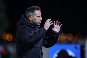 ΕΝΠ - Ομόνοια: Καλή Χρονιά... με "Κάκου" και Καρίμ! (φώτος)