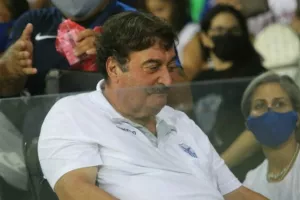 Κάλεσμα Στεργίδη στους Ανορθωσιάτες: "Οι απ' έξω είναι πιο σημαντικοί..."