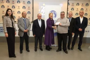 (ΦΩΤΟΣ) ΚΟΑ: Χαριστικές παροχές 