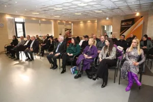 (ΦΩΤΟΣ) ΚΟΑ: Χαριστικές παροχές 
