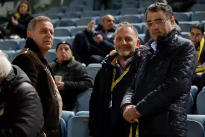 Το "πηγαδάκι" πριν την σέντρα