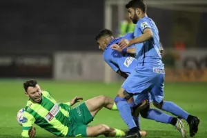 Ολυμπιακός - ΑΕΚ: Διπλό και... ανανέωση παραμονής στην κορυφή! (Φώτος)