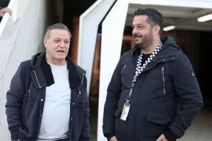 Πρόδρομος με Νικόλα
