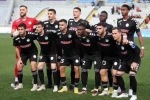 ΑΠΟΕΛ - Ακρίτας: Δυο γκολ, δυο δοκάρια... ένα τρίποντο! (φώτος)