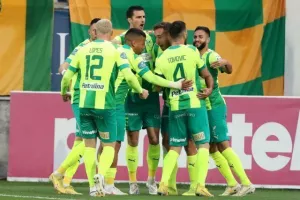 ΑΕΚ - ΑΠΟΕΛ: Πήρε το ντέρμπι, ανέβηκε στο +4! (φώτος)