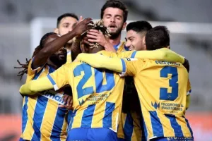 ΑΠΟΕΛ - Ολυμπιακός: Ο Ντάλσιο το κράτησε στην κορυφή! (φώτος)