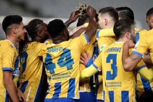 ΑΠΟΕΛ - Ολυμπιακός: Ο Ντάλσιο το κράτησε στην κορυφή! (φώτος)