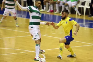 ΑΠΟΕΛ - Ομόνοια: "Πράσινο" με Buzzer Beater το αιώνιο (φώτος)