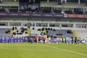 Ανόρθωση - ΑΕΚ: Σφυγμό... η "Κυρία"/ ΣΤΟΠ στο σερί της ΑΕΚ (Φώτος)