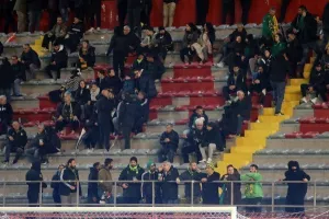 Νέα Σαλαμίνα - ΑΕΚ: Ερυθρόλευκο... πάρτι και πρόκριση με ΤΕΣΣΑΡΑ! (Φώτος)