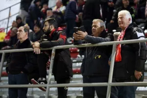 Νέα Σαλαμίνα - ΑΕΚ: Ερυθρόλευκο... πάρτι και πρόκριση με ΤΕΣΣΑΡΑ! (Φώτος)