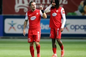 Νέα Σαλαμίνα - ΑΕΚ: Ερυθρόλευκο... πάρτι και πρόκριση με ΤΕΣΣΑΡΑ! (Φώτος)
