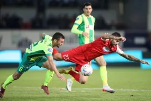 Νέα Σαλαμίνα - ΑΕΚ: Ερυθρόλευκο... πάρτι και πρόκριση με ΤΕΣΣΑΡΑ! (Φώτος)