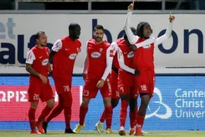 Νέα Σαλαμίνα - ΑΕΚ: Ερυθρόλευκο... πάρτι και πρόκριση με ΤΕΣΣΑΡΑ! (Φώτος)