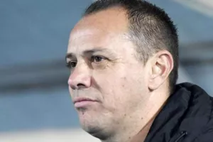 Στάικος για ΑΕΚ: «Αισιοδοξούμε απέναντι σε ένα καλό αντίπαλο»