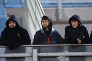 (Φωτορεπορτάζ) Ο κόσμος στο "Τάσος Μάρκου"