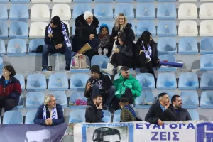 (Φωτορεπορτάζ) Ο κόσμος στο "Τάσος Μάρκου"
