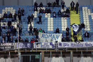 (Φωτορεπορτάζ) Ο κόσμος στο "Τάσος Μάρκου"