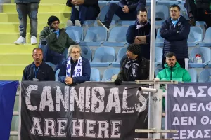 (Φωτορεπορτάζ) Ο κόσμος στο "Τάσος Μάρκου"