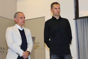 Σεμινάριο διαιτησίας με τον ρεφ του τελικού του Μουντιάλ και σήματα στους διεθνείς (φώτος)