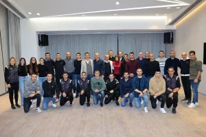 Σεμινάριο διαιτησίας με τον ρεφ του τελικού του Μουντιάλ και σήματα στους διεθνείς (φώτος)