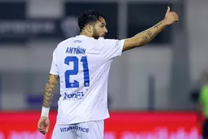 Ανόρθωση - ΕΝΠ: Επιτέλους... τρίποντο με υπογραφή Αντονίν! (φώτος)