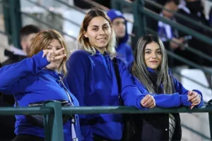 Δόξα - Ανόρθωση: "Άσφαιρος"... συμβιβασμός (Φώτος)
