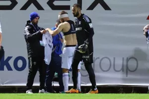 Δόξα - Ανόρθωση: "Άσφαιρος"... συμβιβασμός (Φώτος)