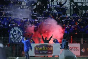 Δόξα - Ανόρθωση: "Άσφαιρος"... συμβιβασμός (Φώτος)