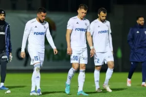 Δόξα - Ανόρθωση: "Άσφαιρος"... συμβιβασμός (Φώτος)