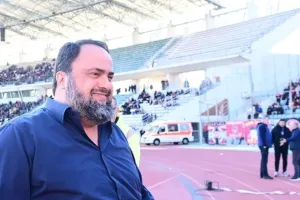 Ολυμπιακός: «Παρών» στο Πανθεσσαλικό και ο Βαγγέλης Μαρινάκης