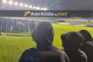 ΦΩΤΟΣ - Kerkida/ Στην προπόνηση της Ανόρθωσης οι οργανωμένοι 