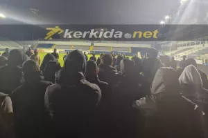 ΦΩΤΟΣ - Kerkida/ Στην προπόνηση της Ανόρθωσης οι οργανωμένοι 