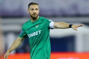 Βαγγέλης στη FIFPRO: "Το συμβόλαιό μου ήταν τρεις χιλιάδες τον χρόνο"