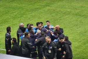ΦΩΤΟΣ / Το πρώτο ''γαλάζιο'' γκολ στο νέο γήπεδο ο Πίττας 