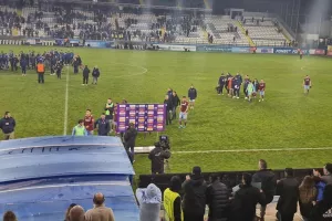 Οι φίλοι της Ανόρθωσης χειροκρότησαν τους παίκτες της ΕΝΠ (Βίντεο/Φώτος)