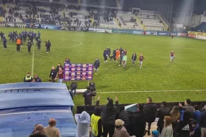Οι φίλοι της Ανόρθωσης χειροκρότησαν τους παίκτες της ΕΝΠ (Βίντεο/Φώτος)