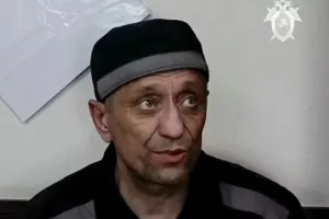 Ρώσος serial killer που σκότωσε 78 γυναίκες ζητά να τον αποφυλακίσουν για να πολεμήσει τους Ουκρανούς