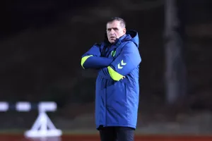Ακράποβιτς: "Πήραμε τα ρίσκα μας, χάσαμε/Έκανε κάποιες προπονήσεις με την ομάδα ο Τόρες"